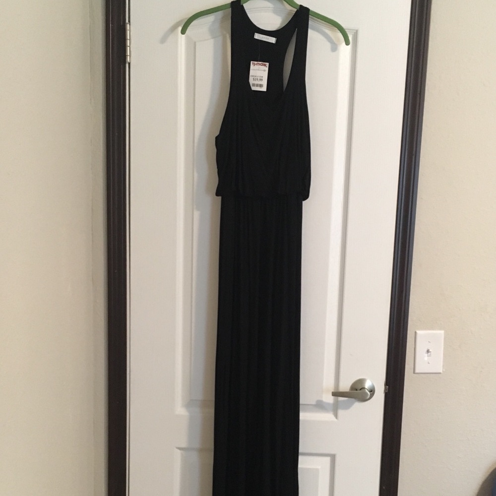 Black Maxi Dress SZ-M NWT Never Worn